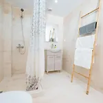 Seashell * نيا ميشانيونا